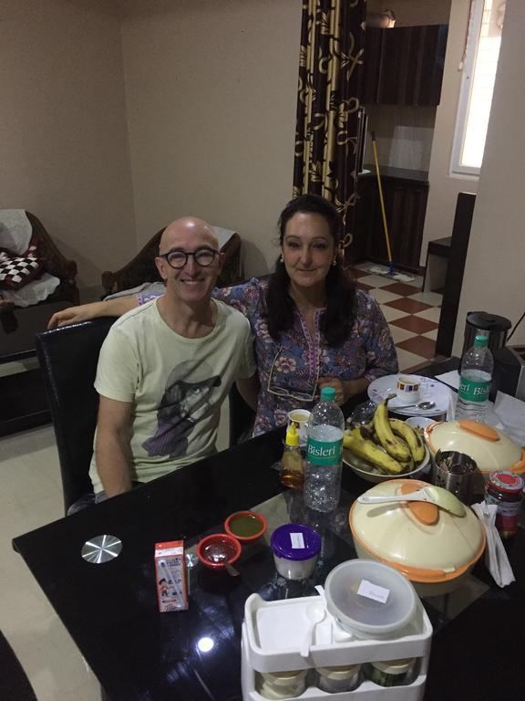 ורנאסי Travelling Troopers Homestay מראה חיצוני תמונה