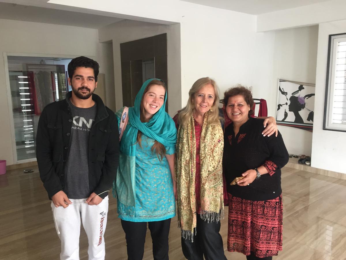 ורנאסי Travelling Troopers Homestay מראה חיצוני תמונה